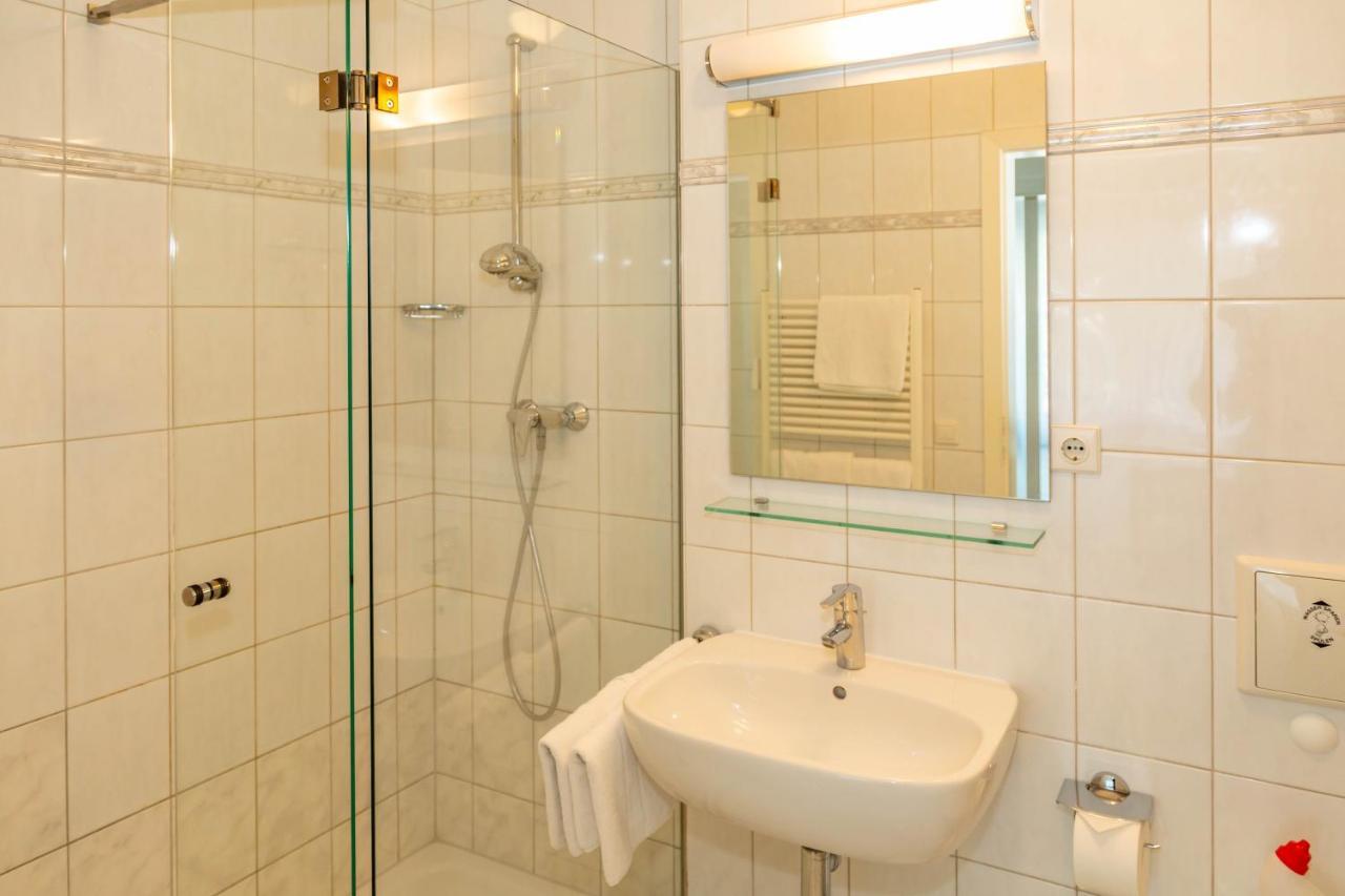 Apartment Astra Zempin Buitenkant foto