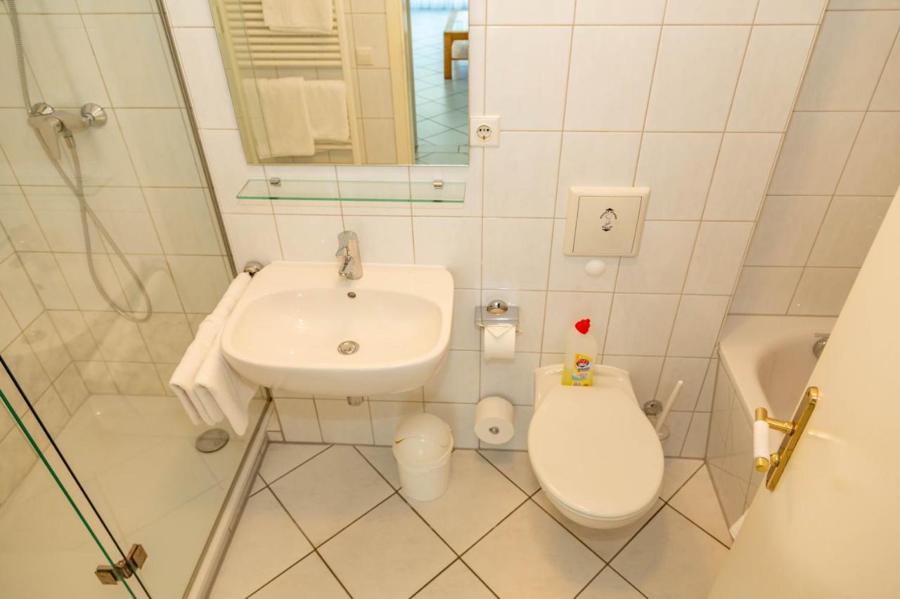Apartment Astra Zempin Buitenkant foto